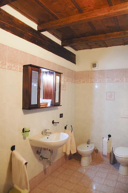 فيلا Agriturismo Il Piano براتوفيتشيو الغرفة الصورة